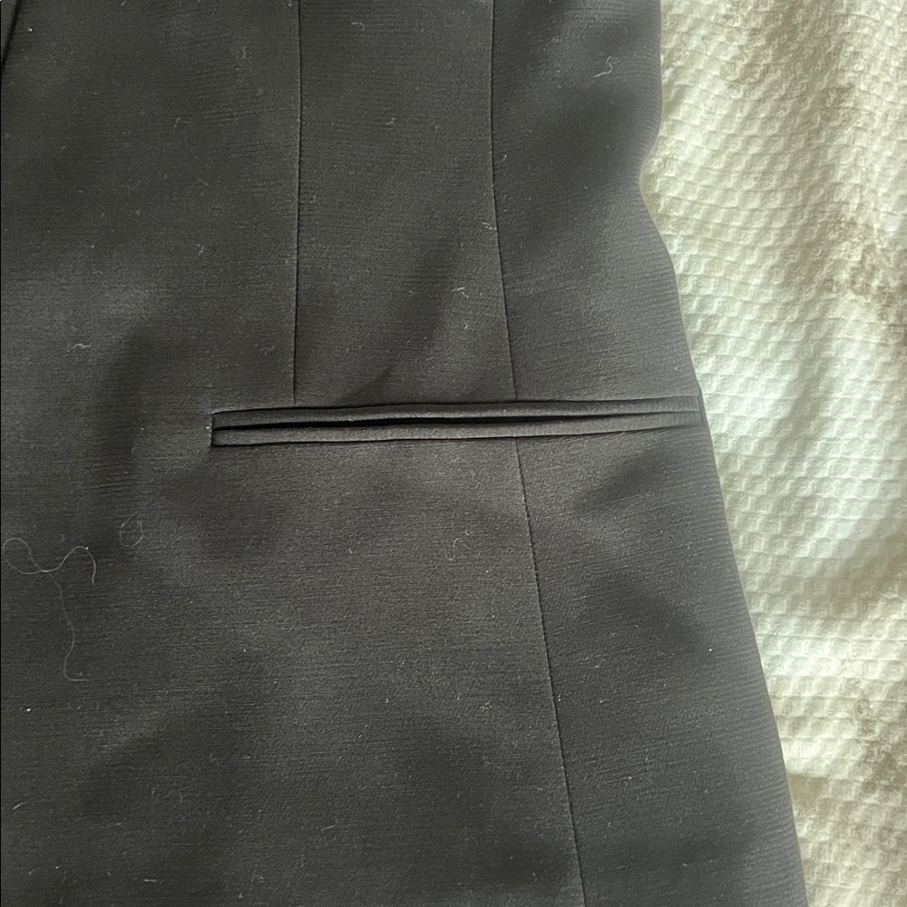 BCBGMaxAzria Eddie Black Vest - Picture 6 of 10